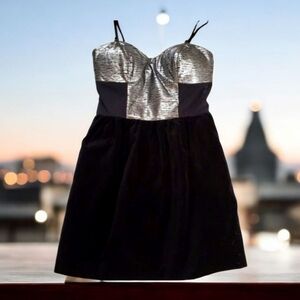 Chandi & Lia Black & Metallic Silver Mini Dress Club Wear